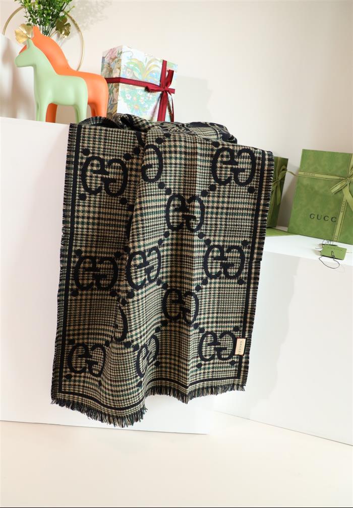 2026116111639208 380